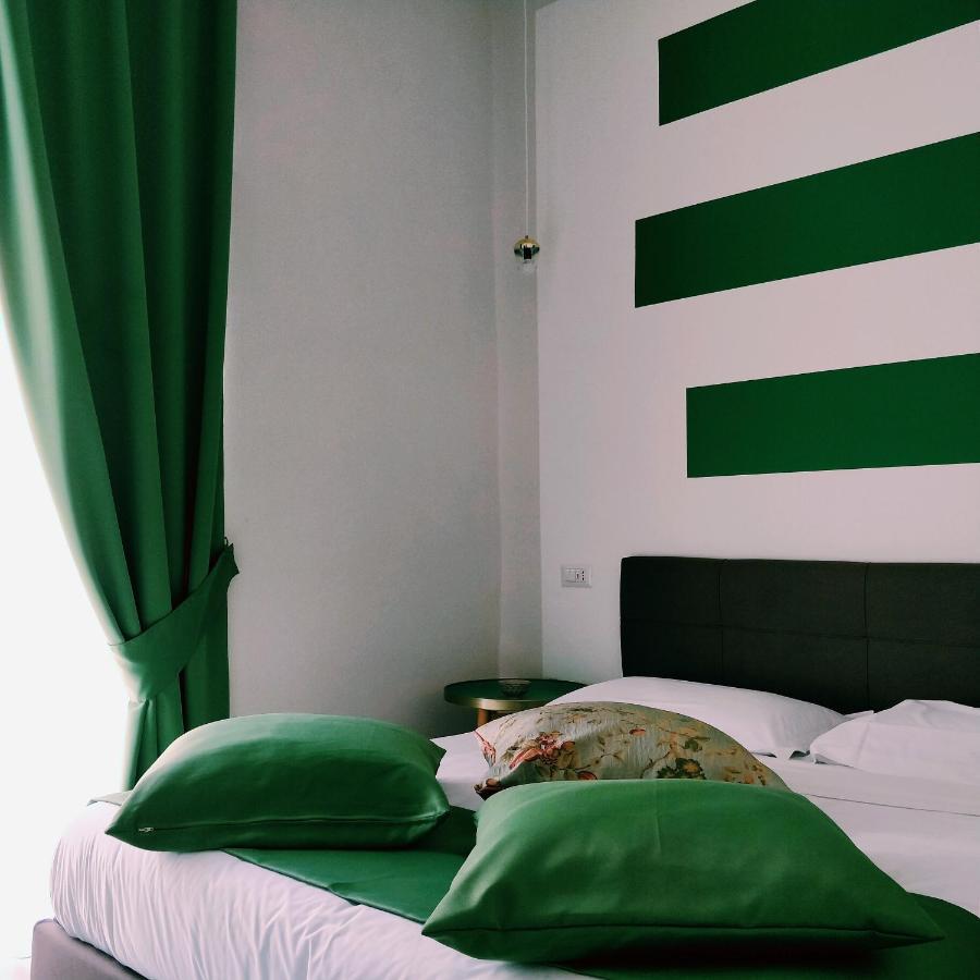 نابولي La Chambre المظهر الخارجي الصورة