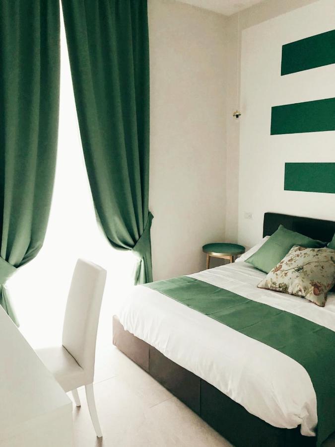 نابولي La Chambre المظهر الخارجي الصورة