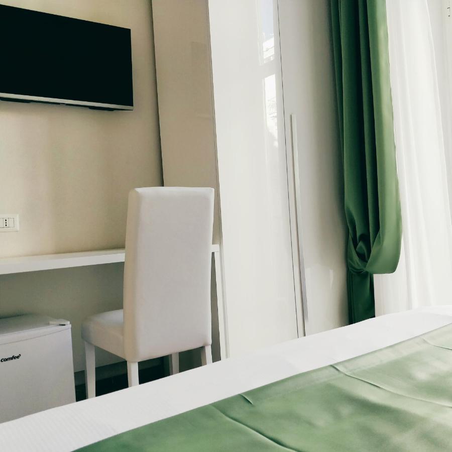 نابولي La Chambre المظهر الخارجي الصورة