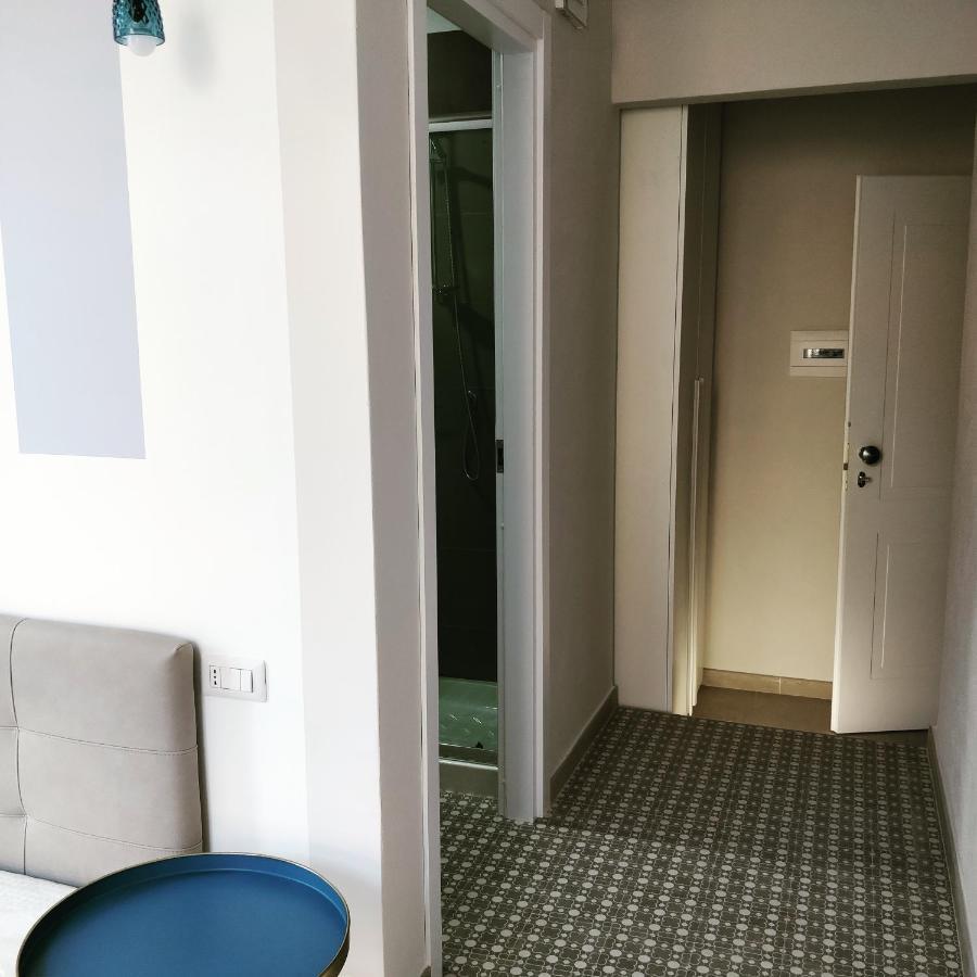 نابولي La Chambre المظهر الخارجي الصورة
