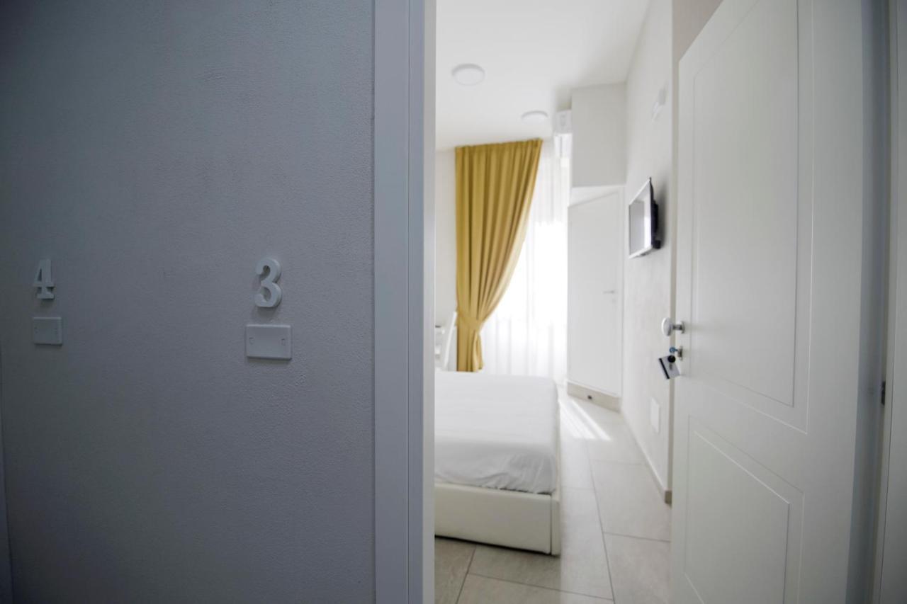 نابولي La Chambre المظهر الخارجي الصورة