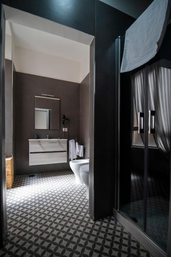 نابولي La Chambre المظهر الخارجي الصورة