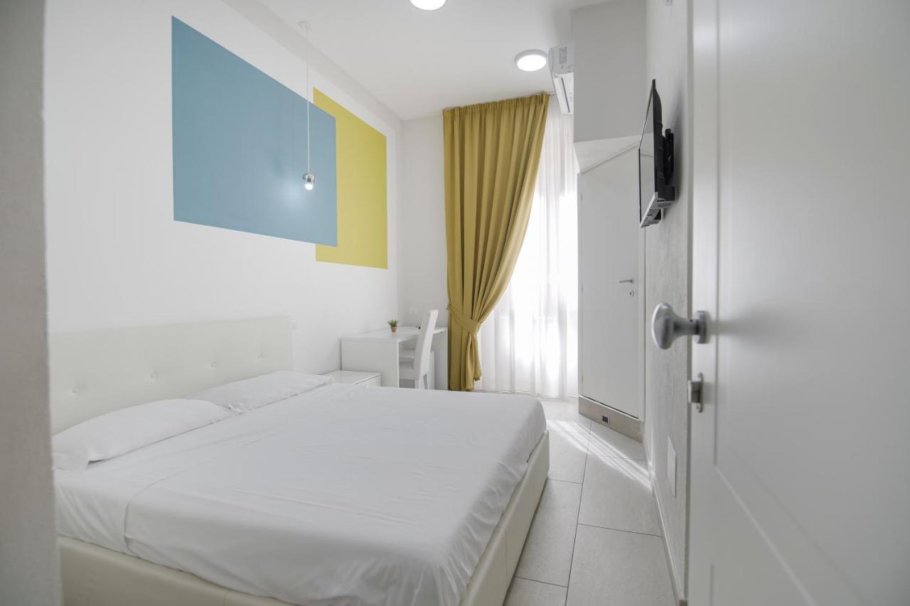 نابولي La Chambre المظهر الخارجي الصورة