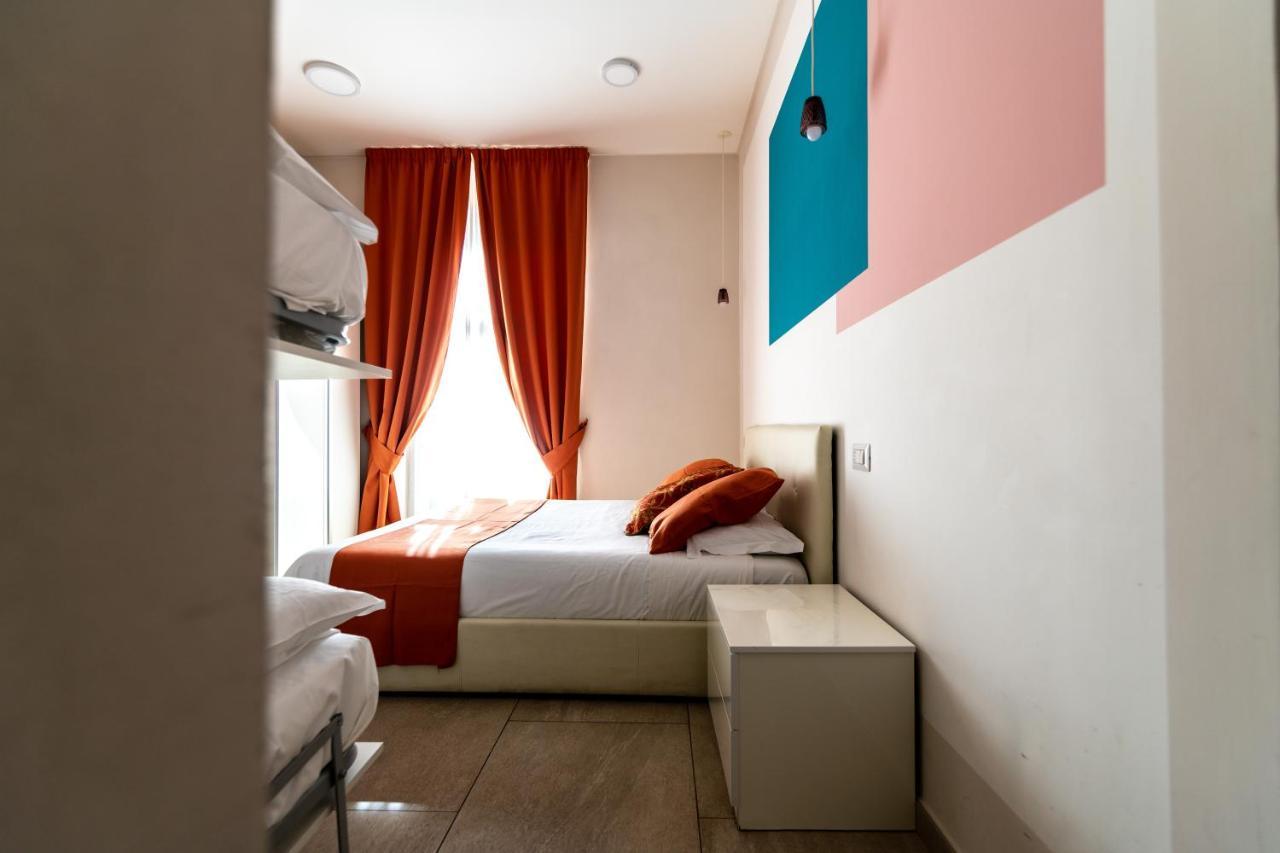 نابولي La Chambre المظهر الخارجي الصورة
