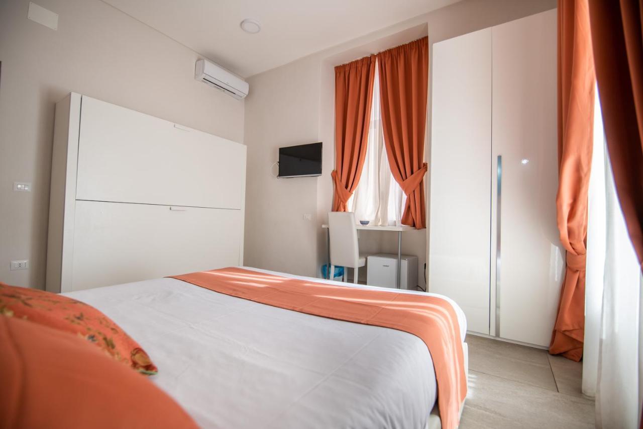 نابولي La Chambre المظهر الخارجي الصورة